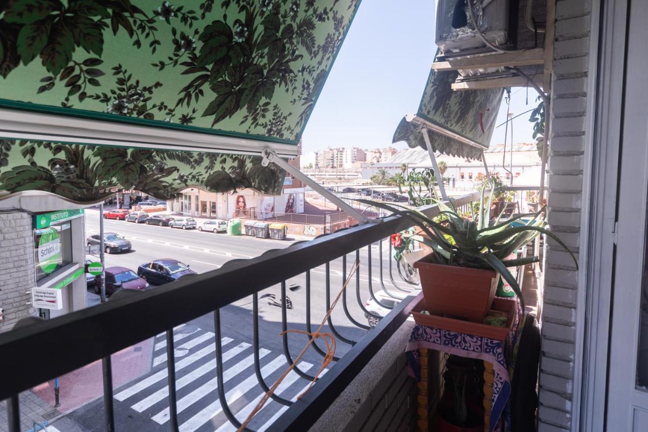 Eve ,Estacion Central لقنت المظهر الخارجي الصورة